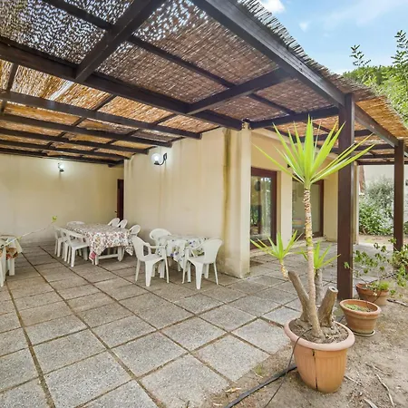 Singola Is Morus Ferienhaus *